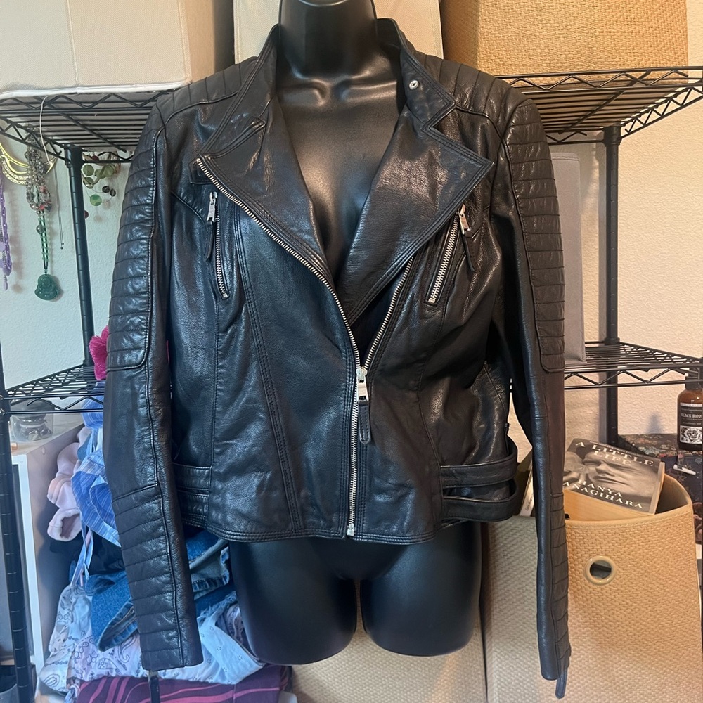 Marc NewYork Black Quilted Sleeve Genuine Leather Moto Jacket Womens Size Large